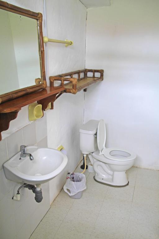 Galapagos Chalet 푸에르토아요라 외부 사진