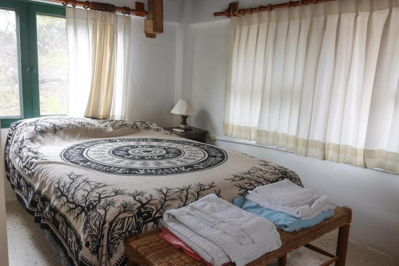 Galapagos Chalet 푸에르토아요라 외부 사진