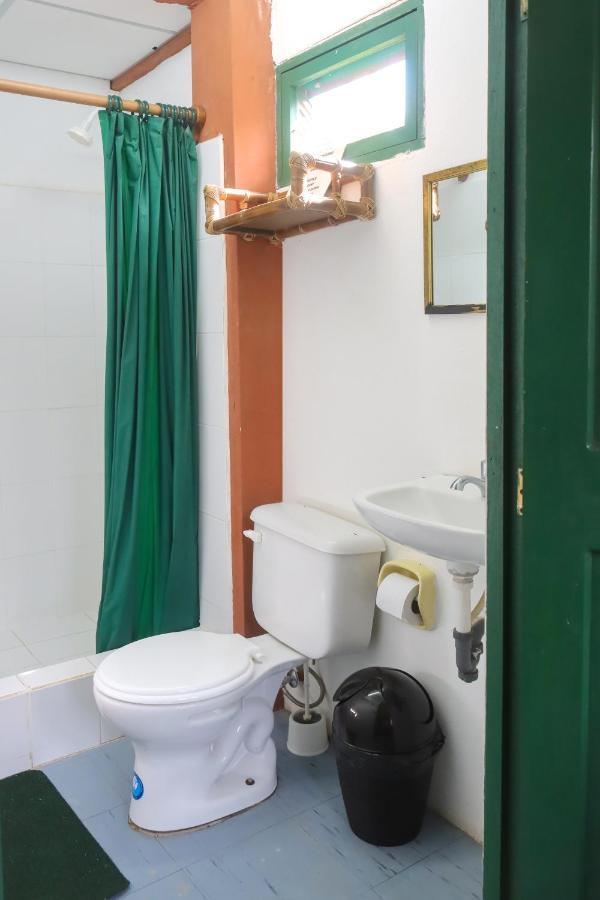Galapagos Chalet 푸에르토아요라 외부 사진