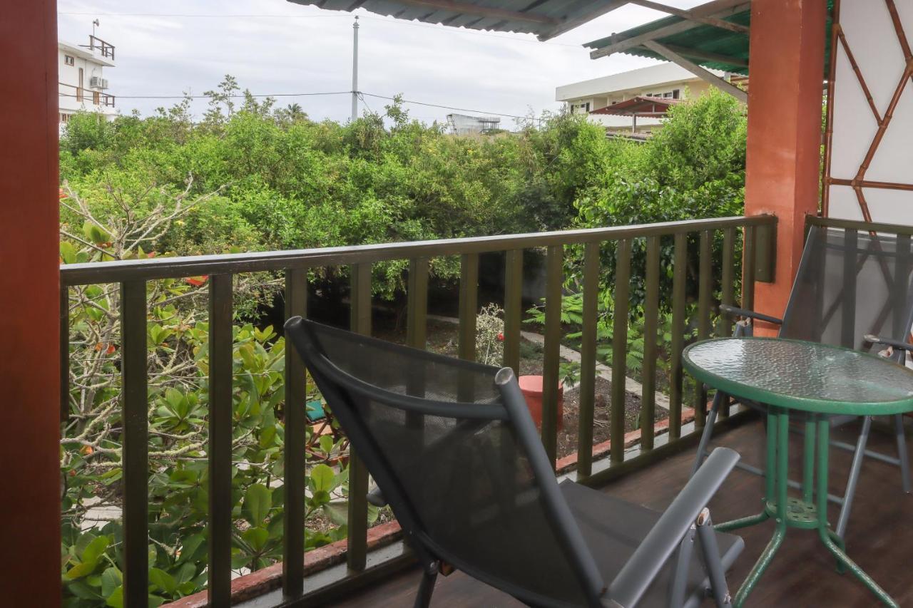 Galapagos Chalet 푸에르토아요라 외부 사진