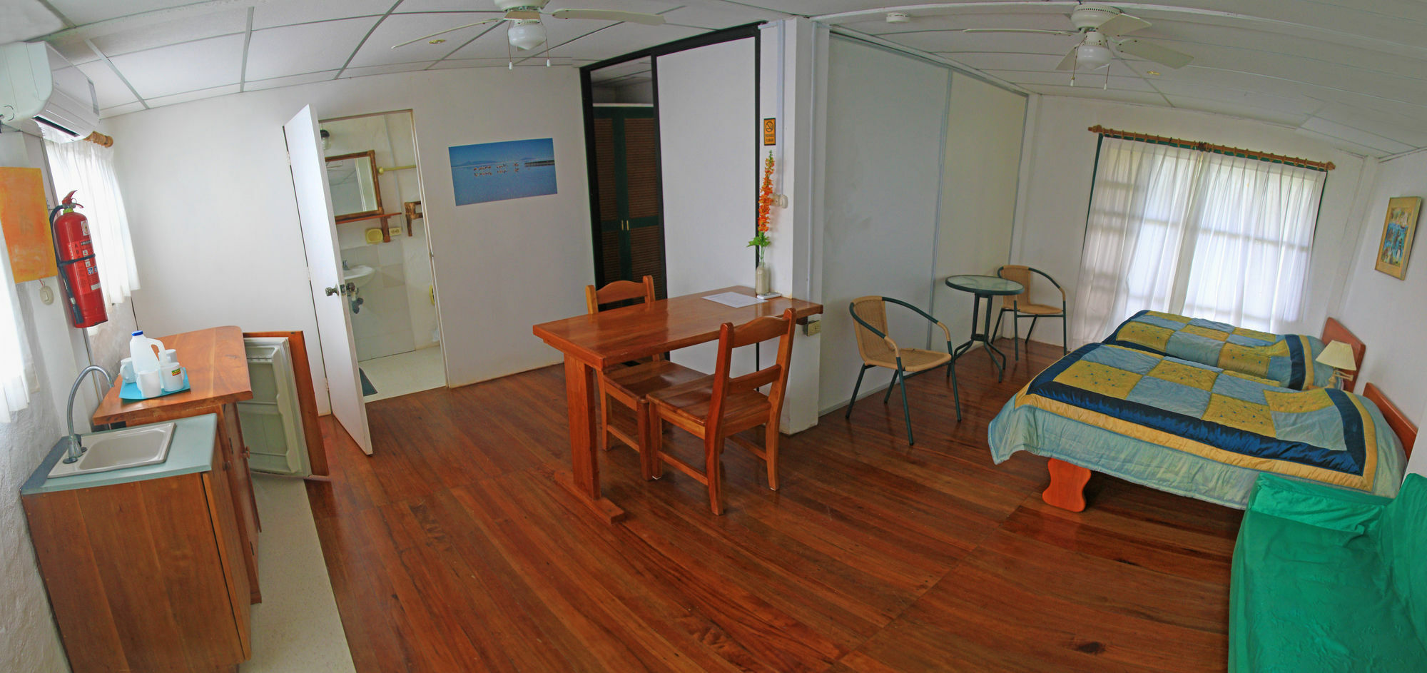 Galapagos Chalet 푸에르토아요라 외부 사진